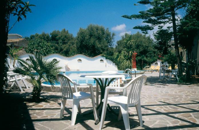 Hotel Punta Faro Капо-Ватикано Екстер'єр фото